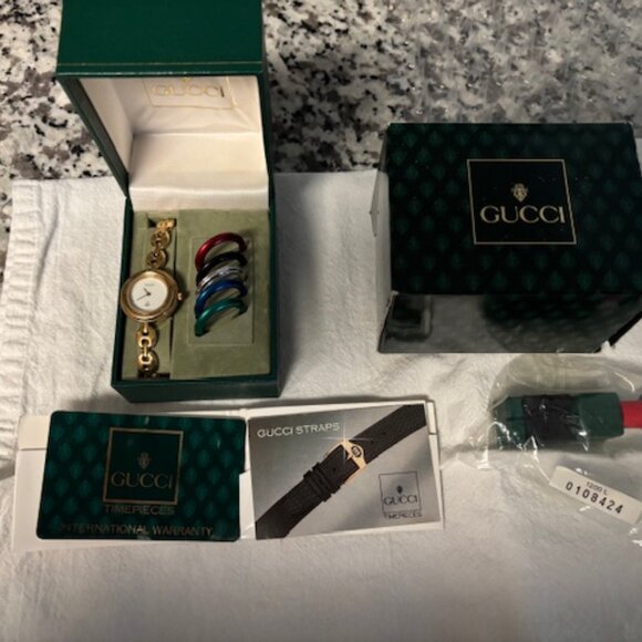 Vintage Gucci 1200L Gold-Plated Bracelet Watch – Full Set - Picture 1 of 2